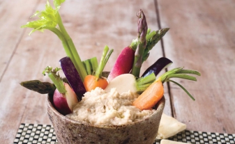 balsamic bean dip with fresh veggies